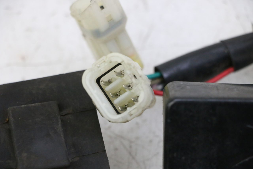 photo de KNIPPERLICHTRELAIS SYM JOYMAX 125 (2010 - 2017) - Gecontroleerd onderdeel