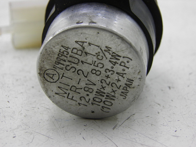 photo de KNIPPERLICHTRELAIS KAWASAKI ER - 5 500 (1997 - 2000) - Detail van het onderdeel