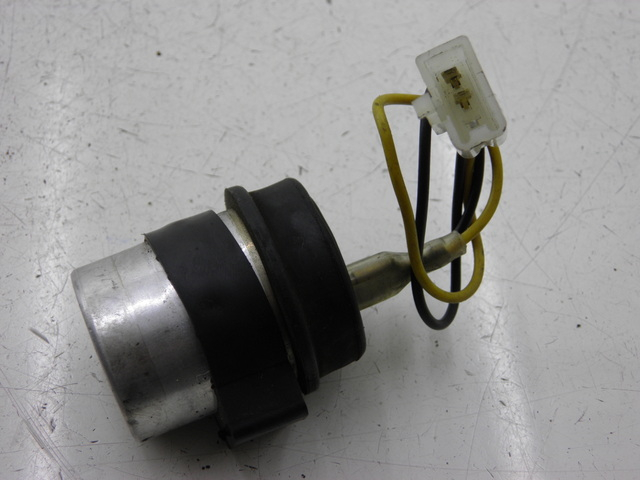 photo de KNIPPERLICHTRELAIS KAWASAKI ER - 5 500 (1997 - 2000) - Andere kijkhoek