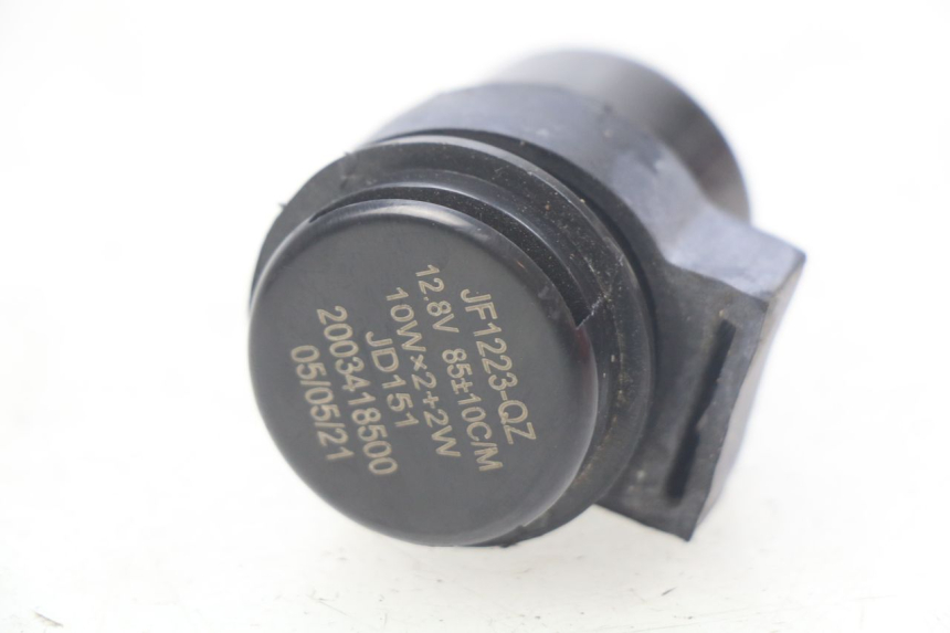 photo de KNIPPERLICHTRELAIS PEUGEOT KISBEE 4T 50 (2018 - 2022) - Hoofdaanzicht