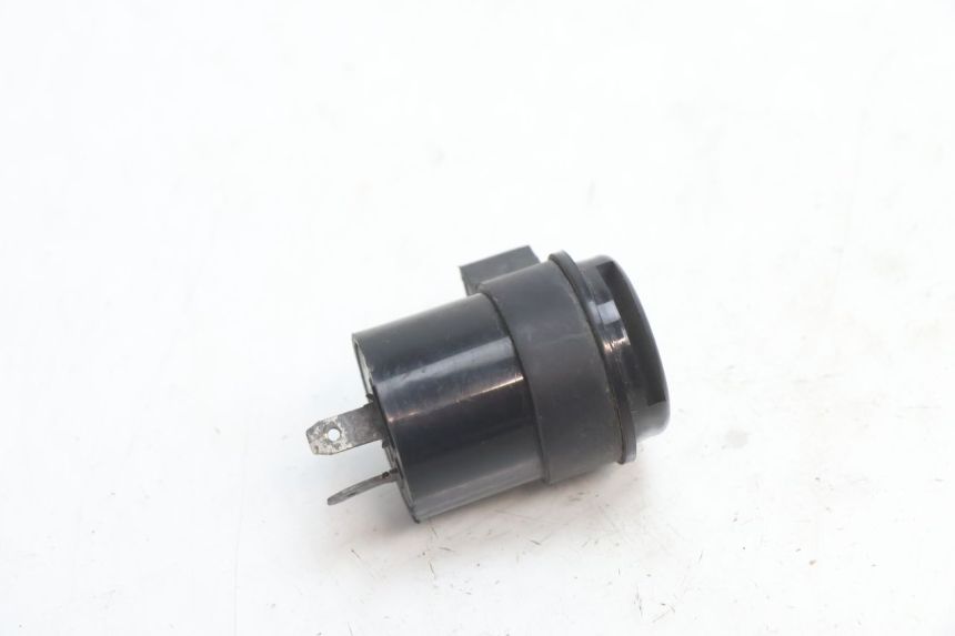 photo de KNIPPERLICHTRELAIS PEUGEOT KISBEE 4T 50 (2010 - 2017) - Detail van het onderdeel