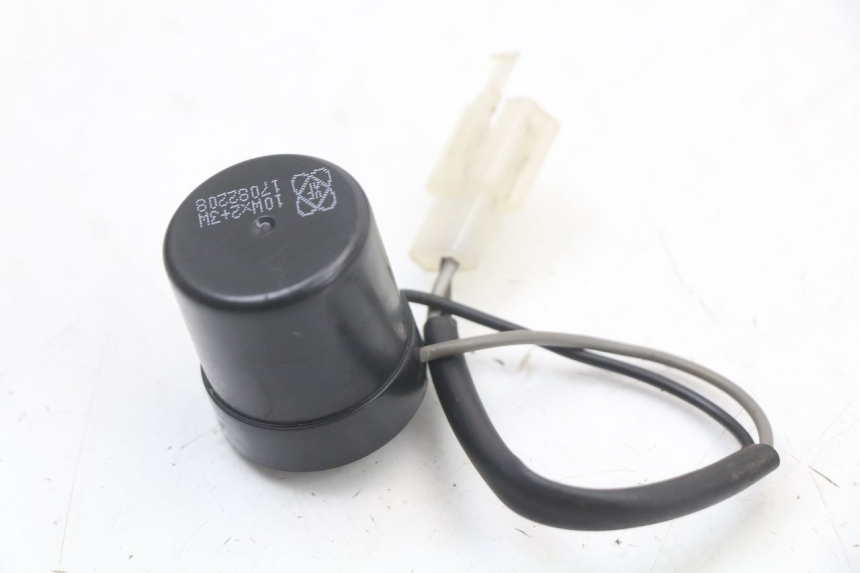 photo de KNIPPERLICHTRELAIS ORCAL KITE 4T 50 (2019 - 2023) - Hoofdaanzicht