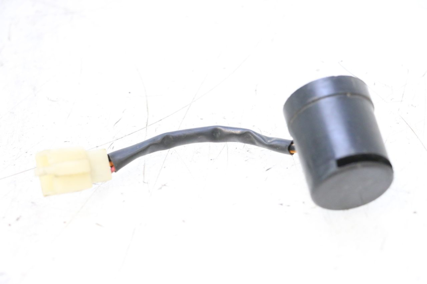 photo de KNIPPERLICHTCENTRALE KEEWAY MATRIX RX9 125 (2006 - 2007) - Zoom op gebruiksstaat