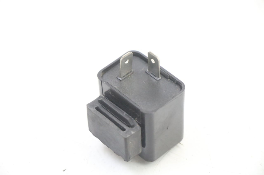 photo de KNIPPERLICHTRELAIS MBK OVETTO ONE 2T 50 (2013 - 2017) - Zoom op gebruiksstaat