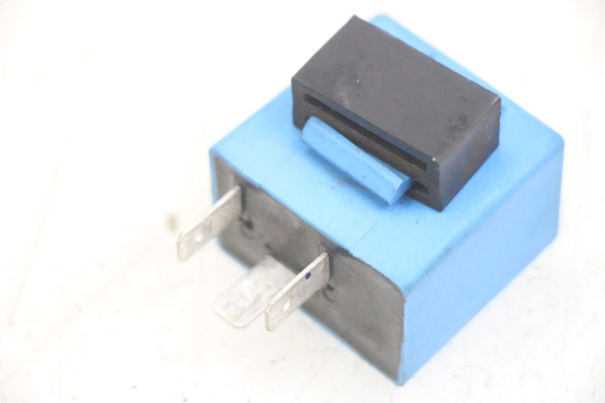 photo de KNIPPERLICHTRELAIS PIAGGIO MEDLEY 125 (2016 - 2023) - Detail van het onderdeel