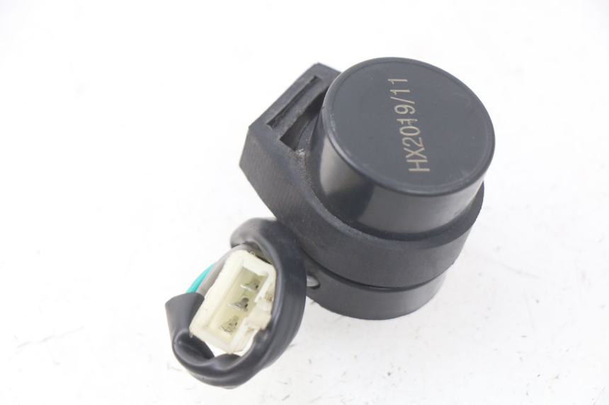 photo de KNIPPERLICHTRELAIS JM MOTORS MIA 50 (2017 - 2020) - Hoofdaanzicht