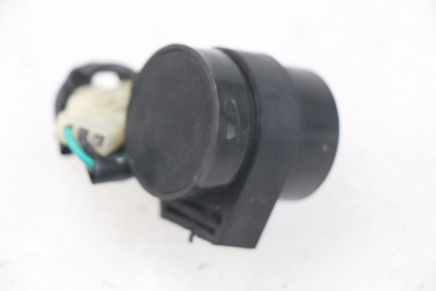 photo de KNIPPERLICHTRELAIS JM MOTORS MIA 50 (2017 - 2020) - Zoom op gebruiksstaat