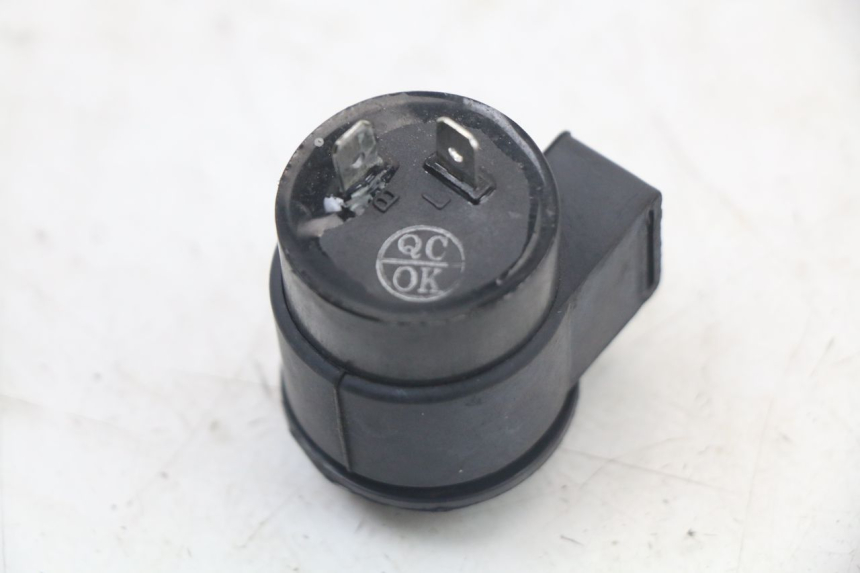 photo de RICHTINGAANWIJZERRELAIS SYM MIO 50 (2011 - 2017) - Technische close-up