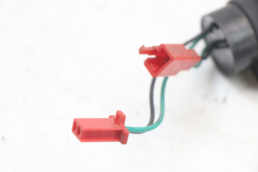 photo de RICHTINGAANWIJZERRELAIS SYM MIO 50 (2011 - 2017) - Staat van het oppervlak