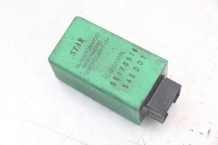 photo de KNIPPERLICHTRELAIS PIAGGIO MP3 HPE 350 (2018 - 2020) - Hoofdaanzicht