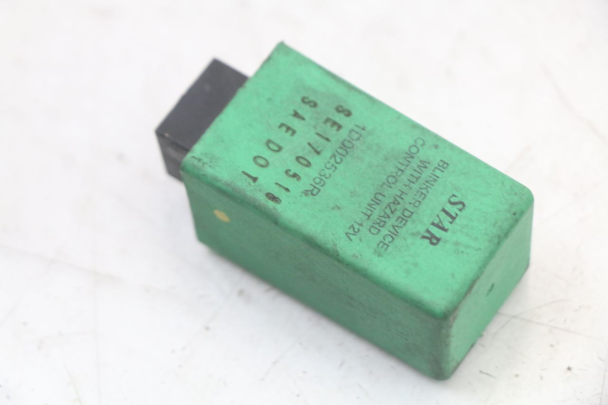 photo de KNIPPERLICHTRELAIS PIAGGIO MP3 HPE 350 (2018 - 2020) - Detail van het onderdeel