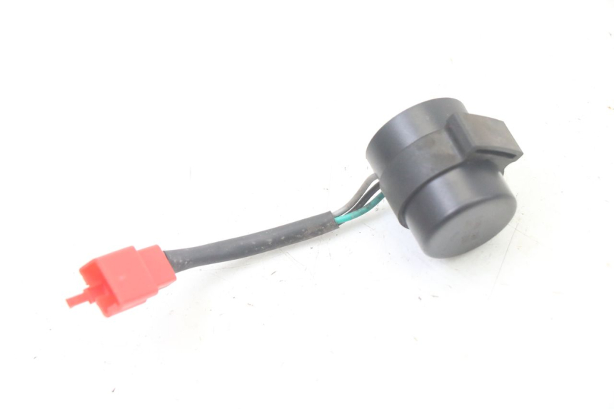 photo de KNIPPERLICHTRELAIS JM MOTORS OLDIES GT 4T 50 (2018 - 2025) - Zoom op gebruiksstaat