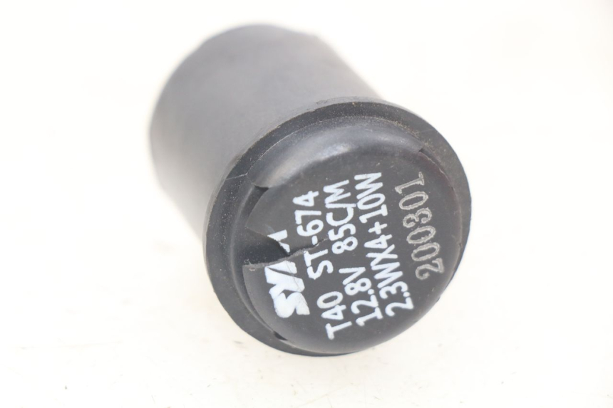 photo de KNIPPERLICHTRELAIS SYM ORBIT III 3 4T 50 (2018 - 2021) - Detail van het onderdeel