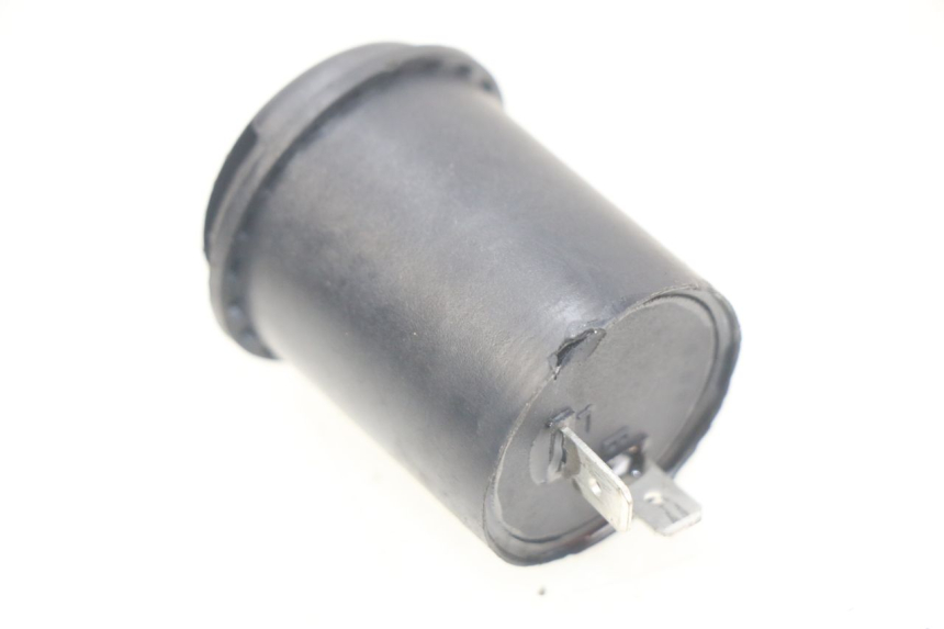 photo de KNIPPERLICHTRELAIS SYM ORBIT III 3 4T 50 (2018 - 2021) - Zoom op gebruiksstaat