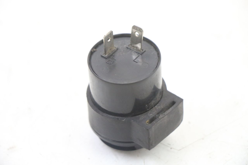 photo de KNIPPERLICHTRELAIS PEUGEOT KISBEE 4T 50 (2010 - 2017) - Zoom op gebruiksstaat