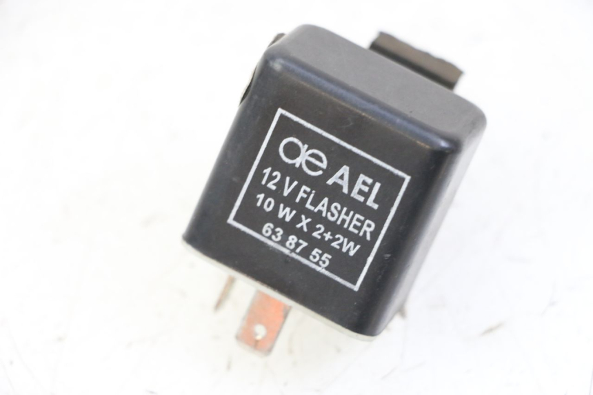 photo de RICHTINGAANWIJZERRELAIS PIAGGIO ZIP 4T 50 (2018 - 2020) - Hoofdaanzicht