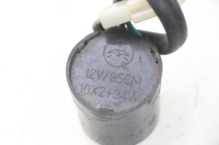 photo de KNIPPERLICHTRELAIS TNT MOTOR ROMA 10' 4T 50 (2019 - 2022) - Andere kijkhoek