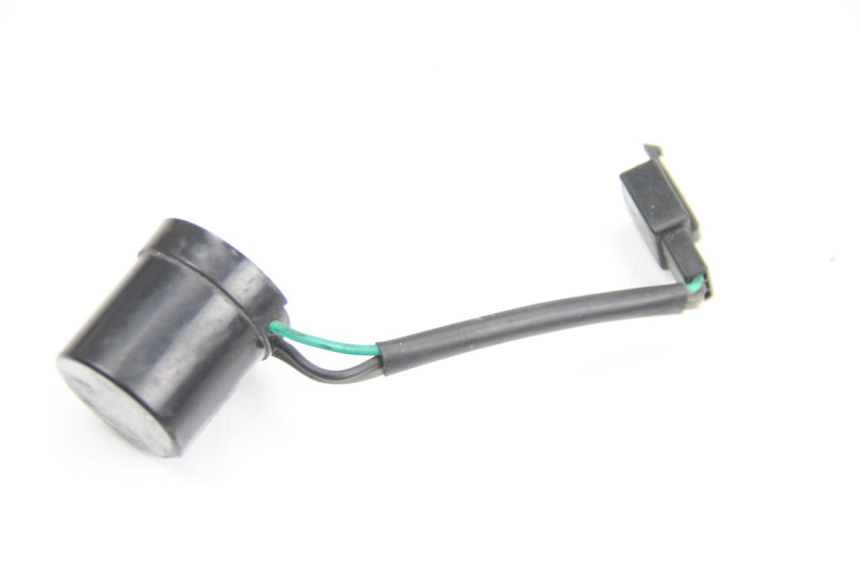 photo de KNIPPERLICHTRELAIS TNT MOTOR ROMA 10' 4T 50 (2007 - 2018) - Detail van het onderdeel