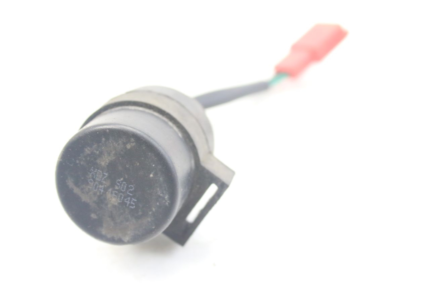 photo de KNIPPERLICHTRELAIS TNT MOTOR ROMA 10' 4T 50 (2019 - 2022) - Hoofdaanzicht