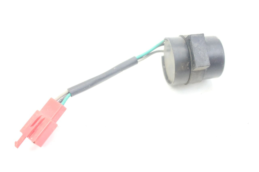 photo de KNIPPERLICHTRELAIS TNT MOTOR ROMA 10' 4T 50 (2019 - 2022) - Detail van het onderdeel