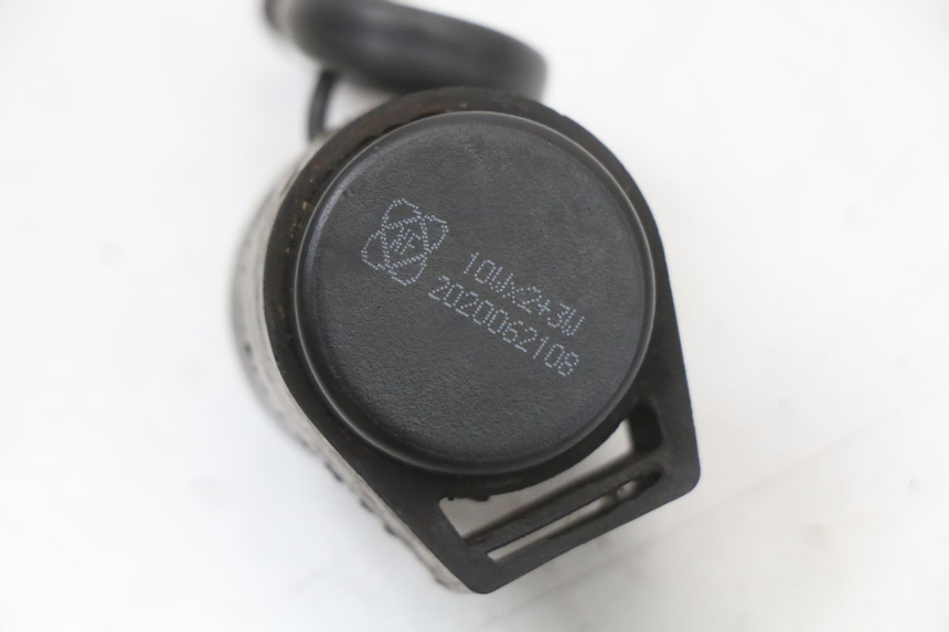 photo de KNIPPERLICHTRELAIS TNT MOTOR ROMA 10' 4T 50 (2019 - 2022) - Detail van het onderdeel