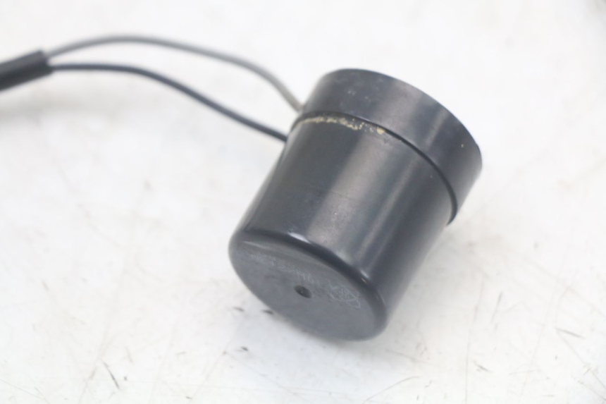 photo de KNIPPERLICHTRELAIS TNT MOTOR ROMA 10' 4T 50 (2007 - 2018) - Detail van het onderdeel