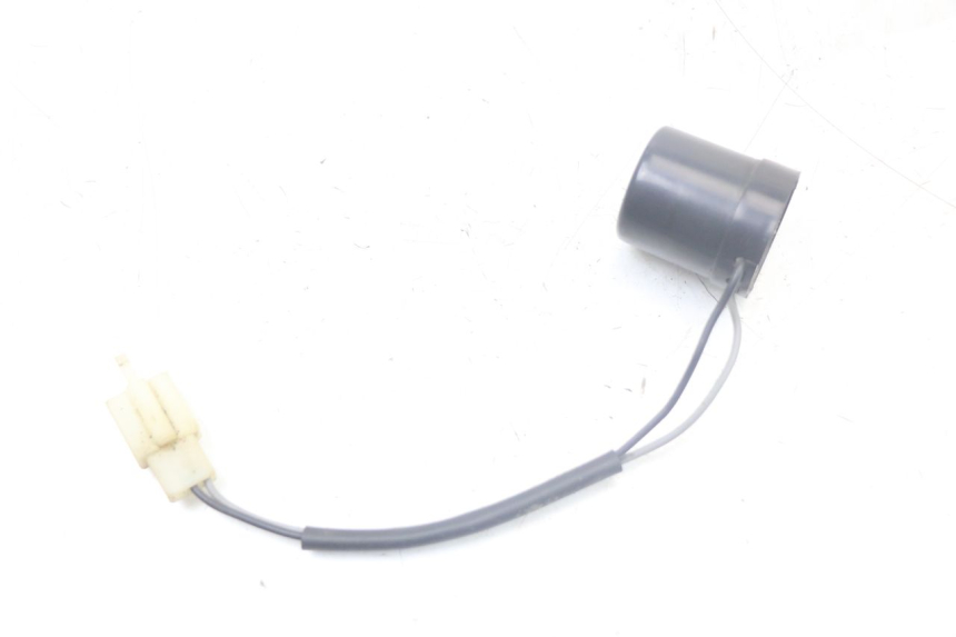 photo de KNIPPERLICHTRELAIS TNT MOTOR ROMA 10' 4T 50 (2007 - 2018) - Andere kijkhoek