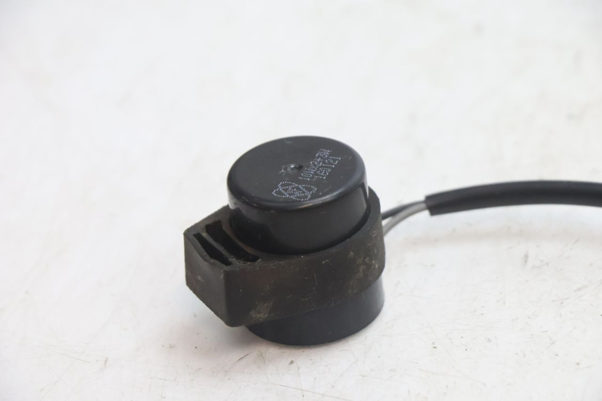 photo de KNIPPERLICHTRELAIS TNT MOTOR ROMA 10' 4T 50 (2007 - 2018) - Detail van het onderdeel