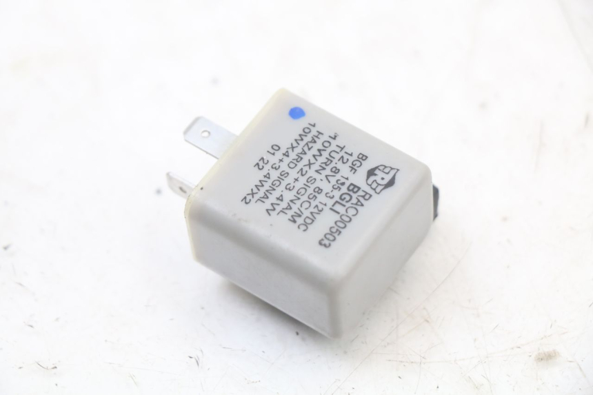 photo de KNIPPERLICHTRELAIS ROYAL ENFIELD SCRAM 411 (2022 - 2024) - Zoom op gebruiksstaat