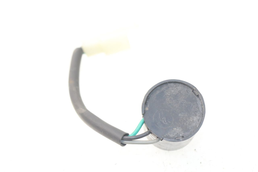 photo de KNIPPERLICHTRELAIS JM MOTORS SANTANA 50 (2014 - 2023) - Zoom op gebruiksstaat