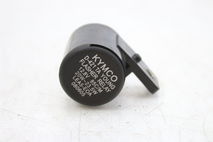 photo de KNIPPERLICHTRELAIS KYMCO SENTO 100 (2008 - 2013) - Hoofdaanzicht