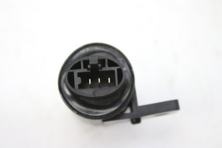 photo de KNIPPERLICHTRELAIS KYMCO SENTO 100 (2008 - 2013) - Zoom op gebruiksstaat