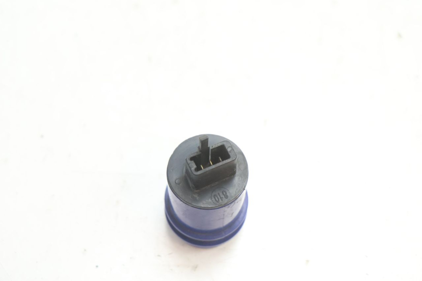 photo de KNIPPERLICHTRELAIS PEUGEOT SPEEDFIGHT LC 50 (1996 - 2002) - Andere kijkhoek
