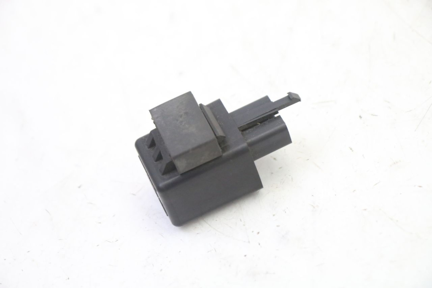 photo de RICHTINGAANWIJZERRELAIS HONDA ST PAN EUROPEAN 1300 (2002 - 2013) - Andere kijkhoek