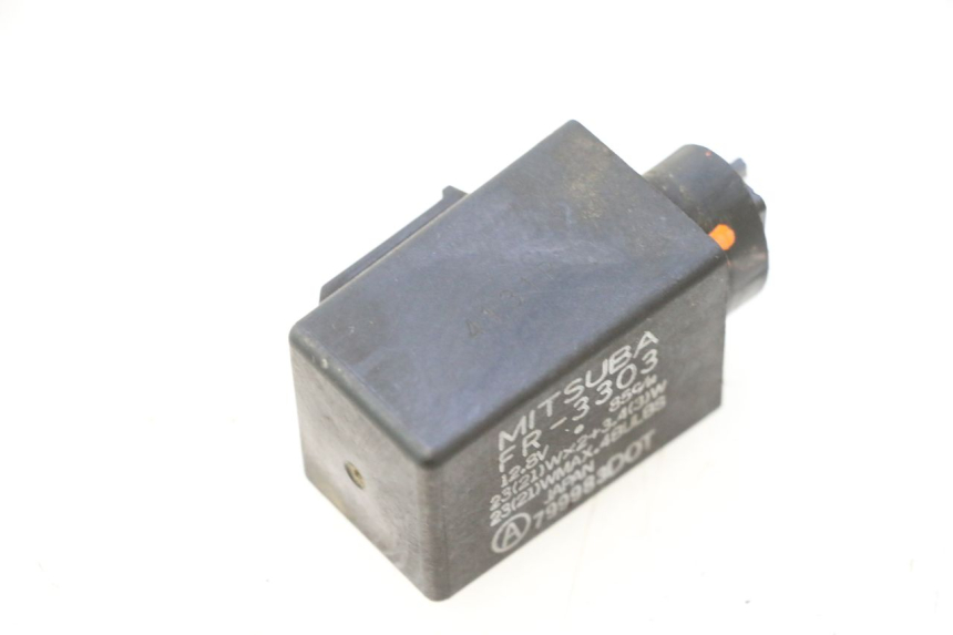 photo de Knipperrelais HONDA ST PAN EUROPEAN 1100 (1990 - 2002) - Detail van het onderdeel