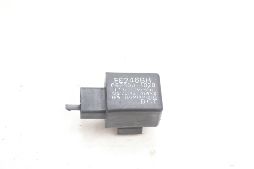 photo de KNIPPERLICHTCENTRALE KYMCO SUPER 8 2T 50 (2007 - 2013) - Hoofdaanzicht