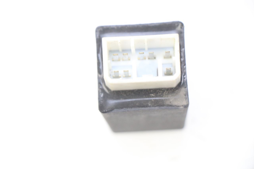 photo de RICHTINGAANWIJZERRELAIS APRILIA SXR 50 (2021 - 2023) - Detail van het onderdeel