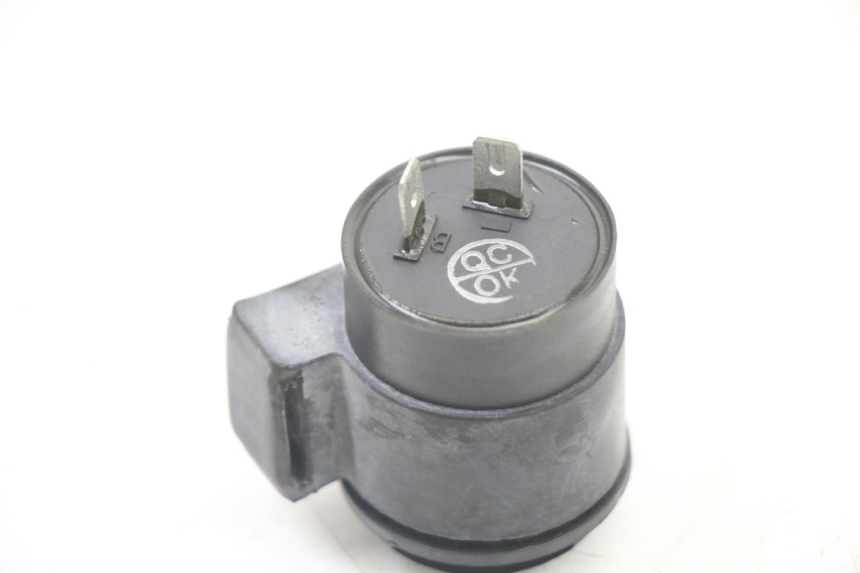 photo de KNIPPERLICHTRELAIS SYM ORBIT 2 4T 50 (2008 - 2017) - Zoom op gebruiksstaat