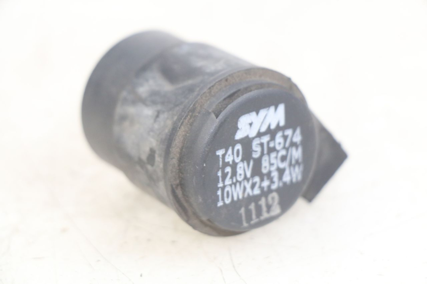 photo de KNIPPERLICHTRELAIS PEUGEOT TWEET 4T 50 (2010 - 2014) - Hoofdaanzicht