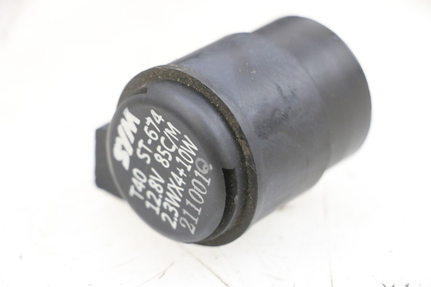 photo de KNIPPERLICHTRELAIS PEUGEOT TWEET PRO EFI 4T 50 (2021 - 2022) - Hoofdaanzicht