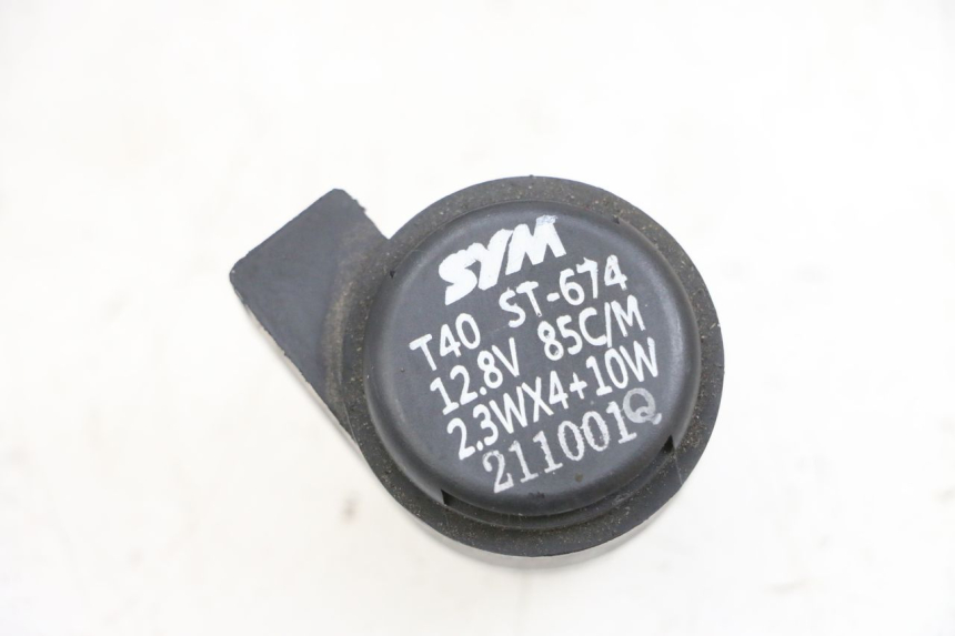 photo de KNIPPERLICHTRELAIS PEUGEOT TWEET PRO EFI 4T 50 (2021 - 2022) - Detail van het onderdeel