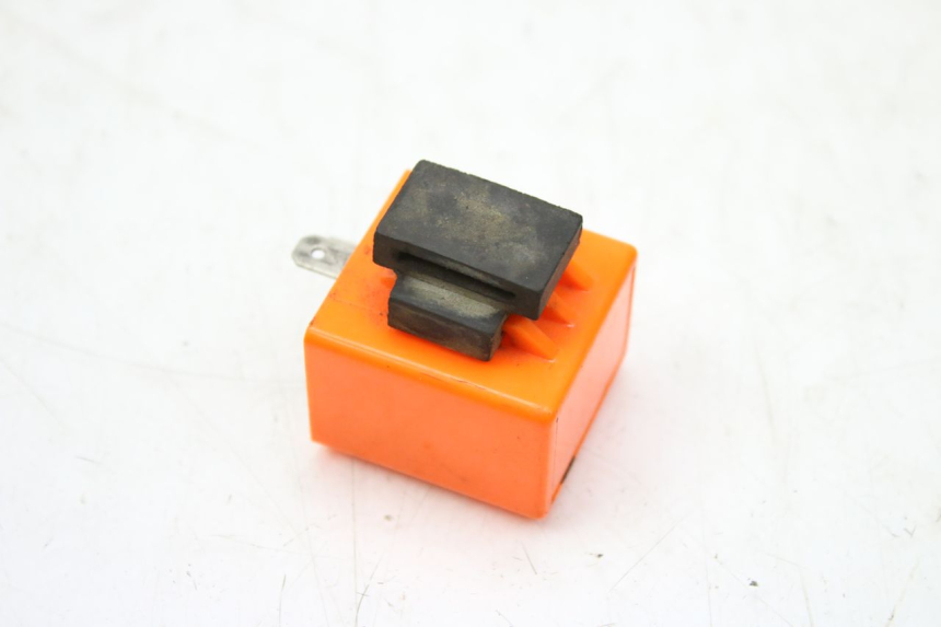 photo de KNIPPERLICHTRELAIS KEEWAY TX 50 (2008 - 2015) - Andere kijkhoek