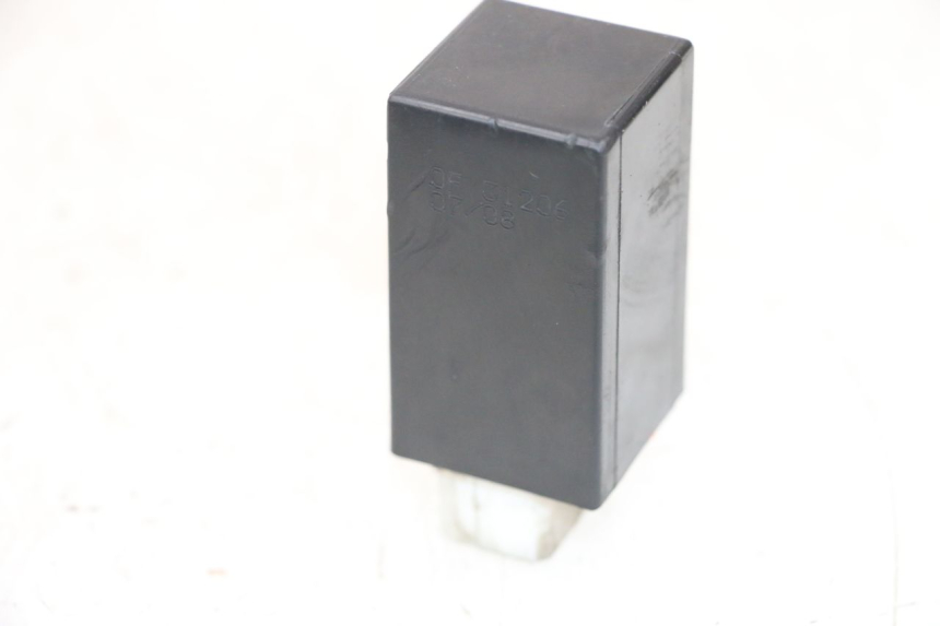 photo de KNIPPERLICHTRELAIS YAMAHA XMAX X-MAX 125 (2006 - 2009) - Detail van het onderdeel