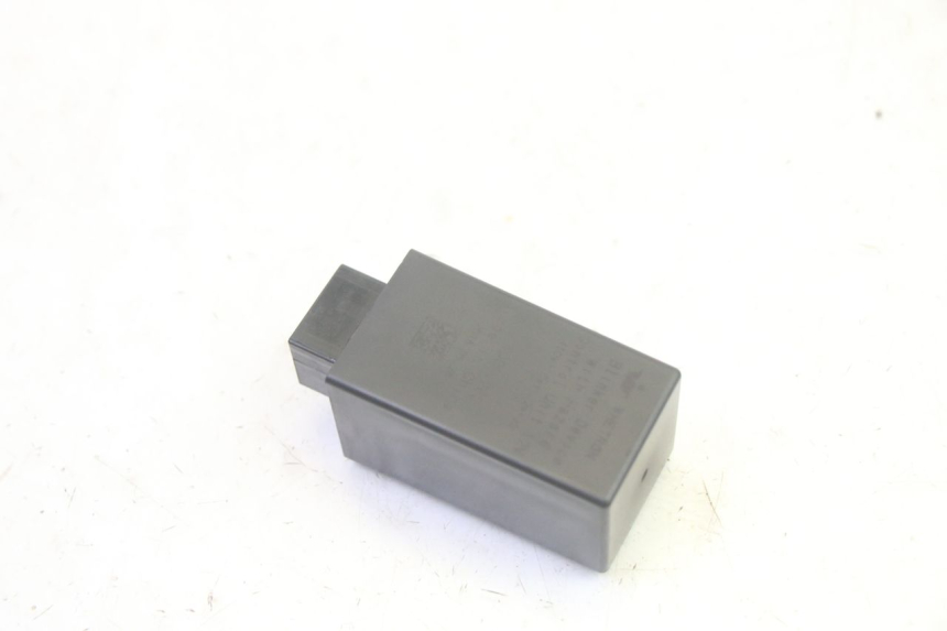 photo de KNIPPERLICHTRELAIS PIAGGIO XEVO - X EVO 125 (2007 - 2017) - Detail van het onderdeel