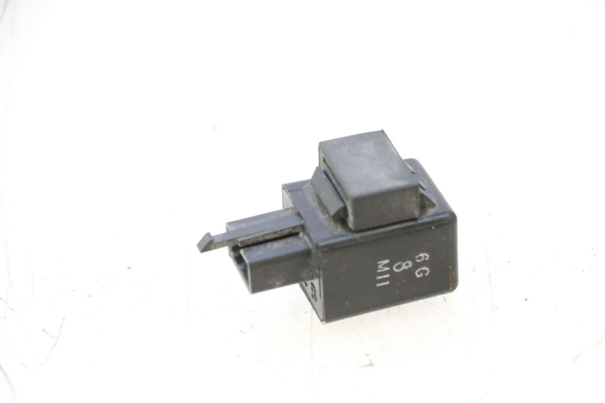 photo de KNIPPERLICHTCENTRALE YAMAHA XP T-MAX ABS 500 (2005 - 2005) - Detail van het onderdeel
