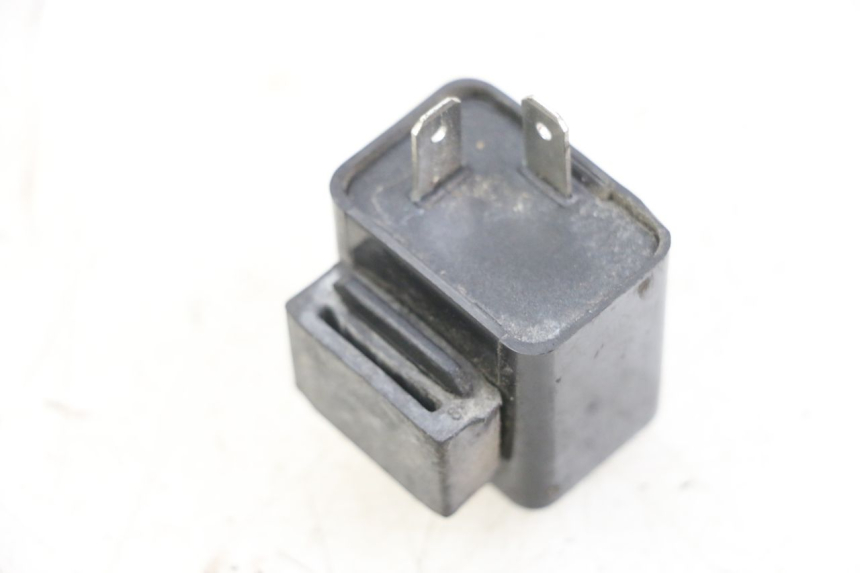 photo de KNIPPERLICHTRELAIS YAMAHA NEO'S NEOS 2T EASY 50 (2013 - 2016) - Zoom op gebruiksstaat