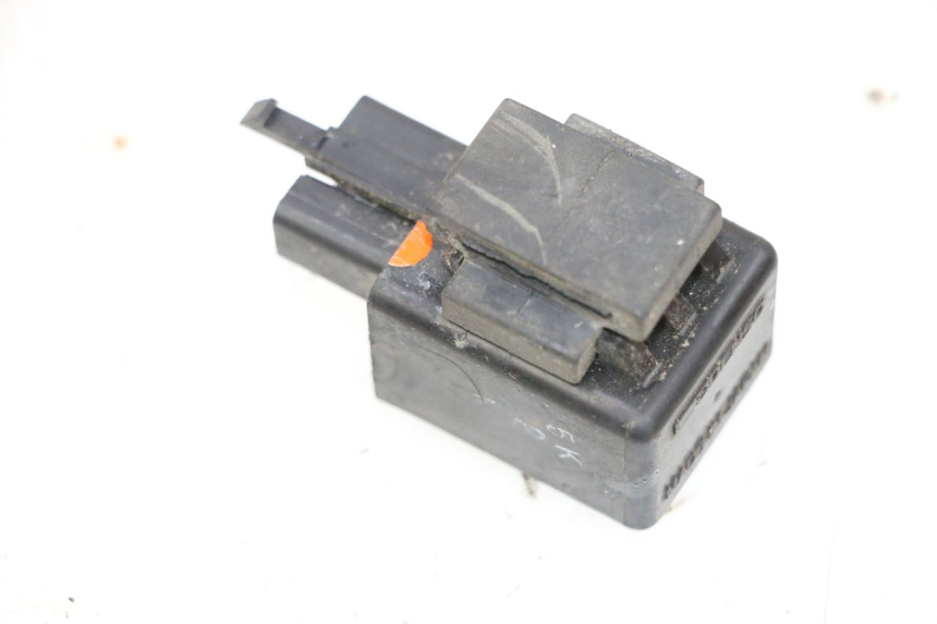 photo de KNIPPERLICHTRELAIS YAMAHA YFM R RAPTOR 250 (2008 - 2014) - Detail van het onderdeel