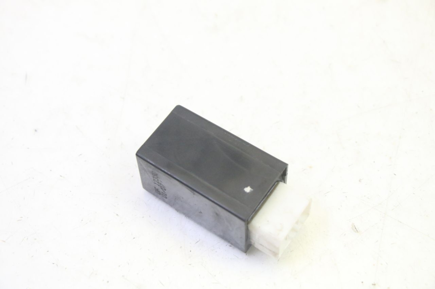 photo de KNIPPERLICHTRELAIS YAMAHA YP MAJESTY 125 (2007 - 2010) - Zoom op gebruiksstaat