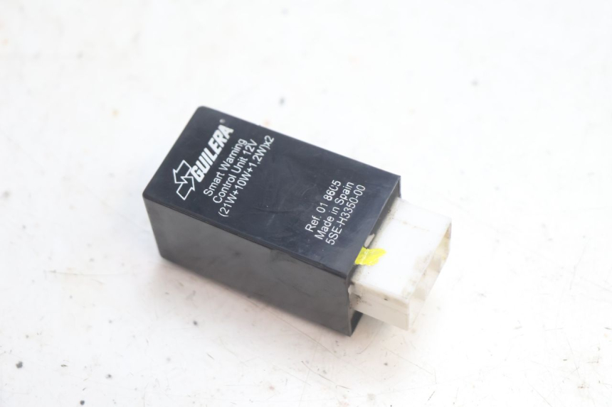photo de KNIPPERLICHTRELAIS YAMAHA YP MAJESTY 125 (2002 - 2006) - Hoofdaanzicht