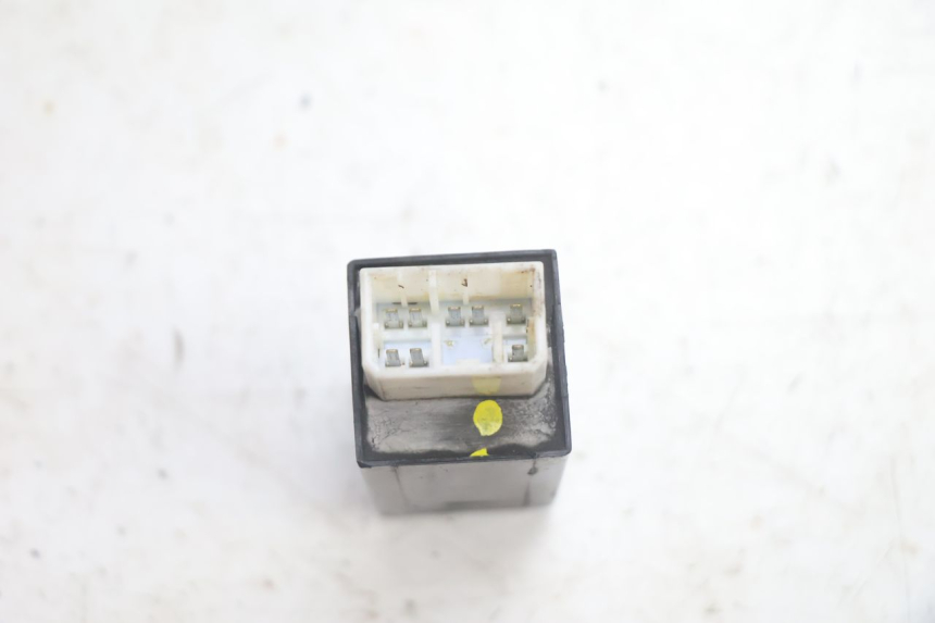 photo de KNIPPERLICHTRELAIS YAMAHA YP MAJESTY 125 (2002 - 2006) - Andere kijkhoek